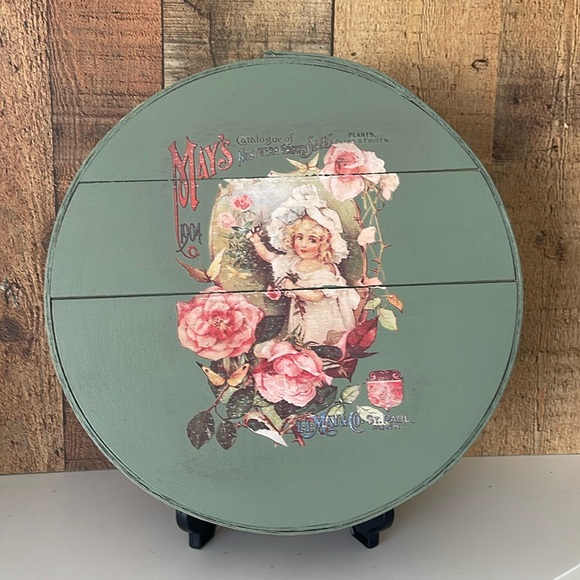 Hand Crafted Other - Hand crafted round storage box